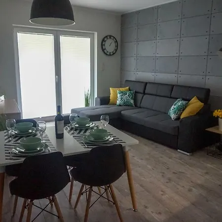 Baltic Holiday Apartament - 2 * 포비에로보
